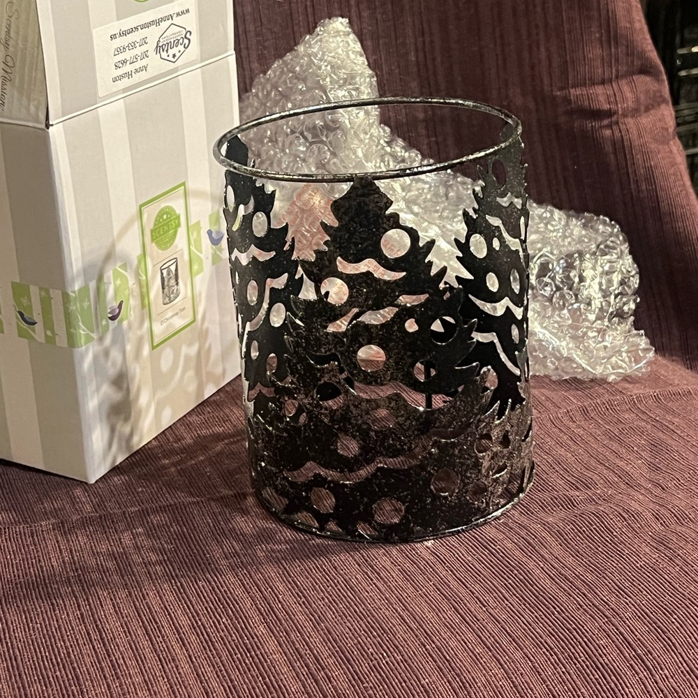Black Christmas Tree Candle Holder